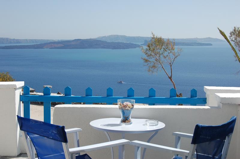 Atlantida Aparthotel Foinikia (Santorini)