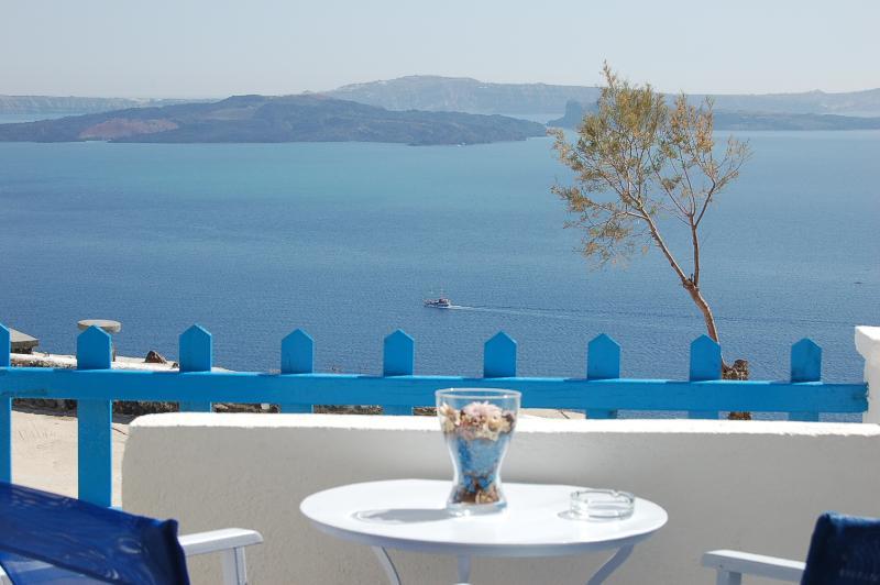 Atlantida 3* Foinikia (Santorini)