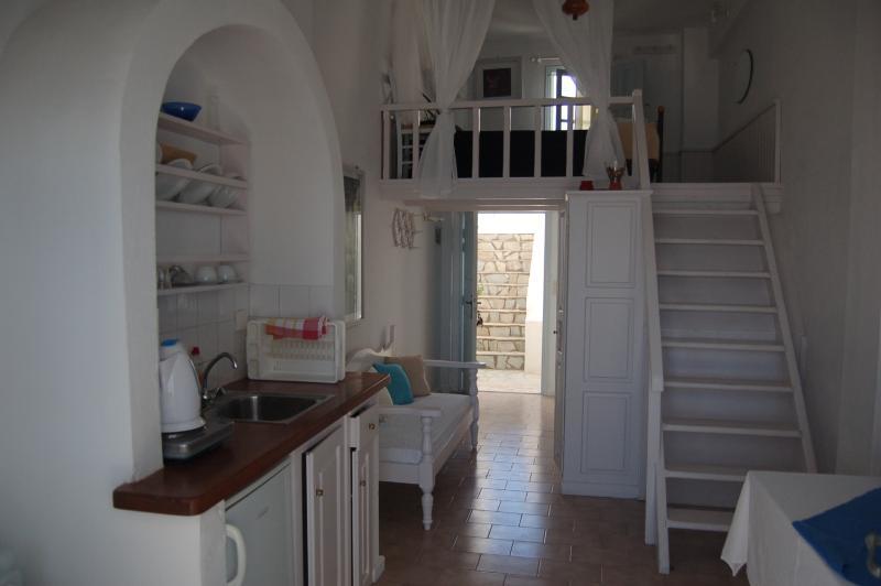 Atlantida Foinikia (Santorini)