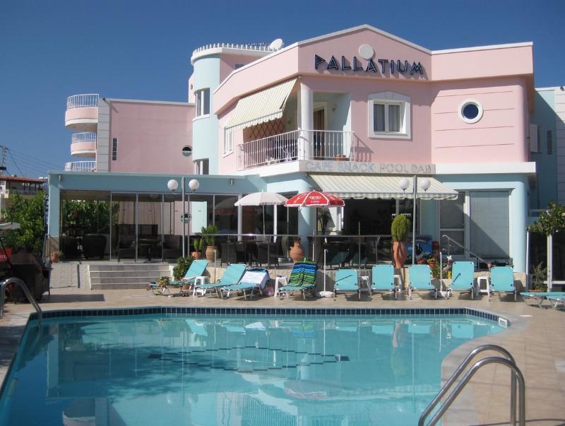 Pallatium Hotel Gouves
