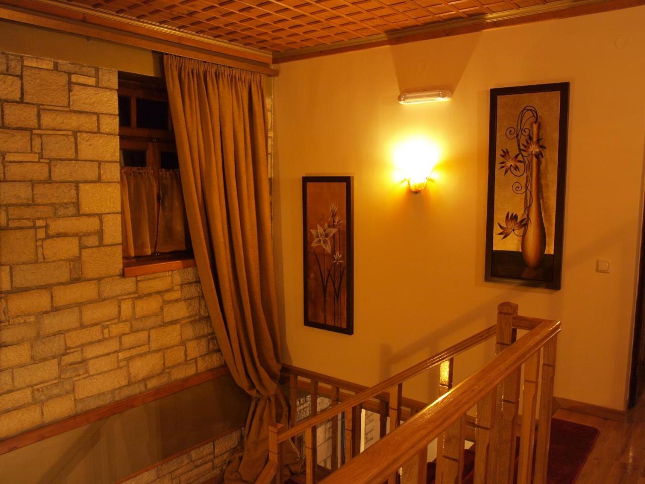 Hotel Aggelon Katafygio Asprangeloi