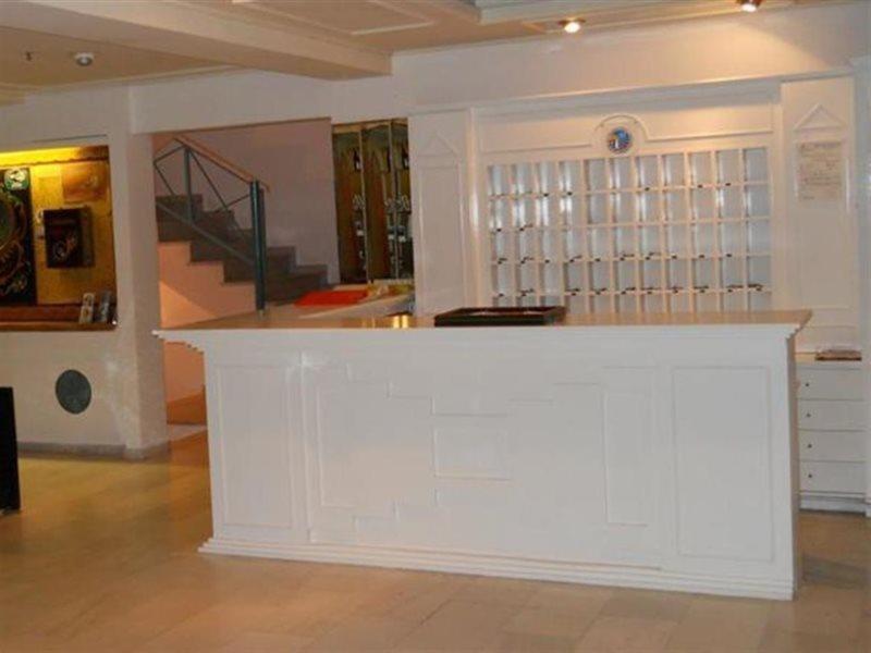 Antinoos Hotel