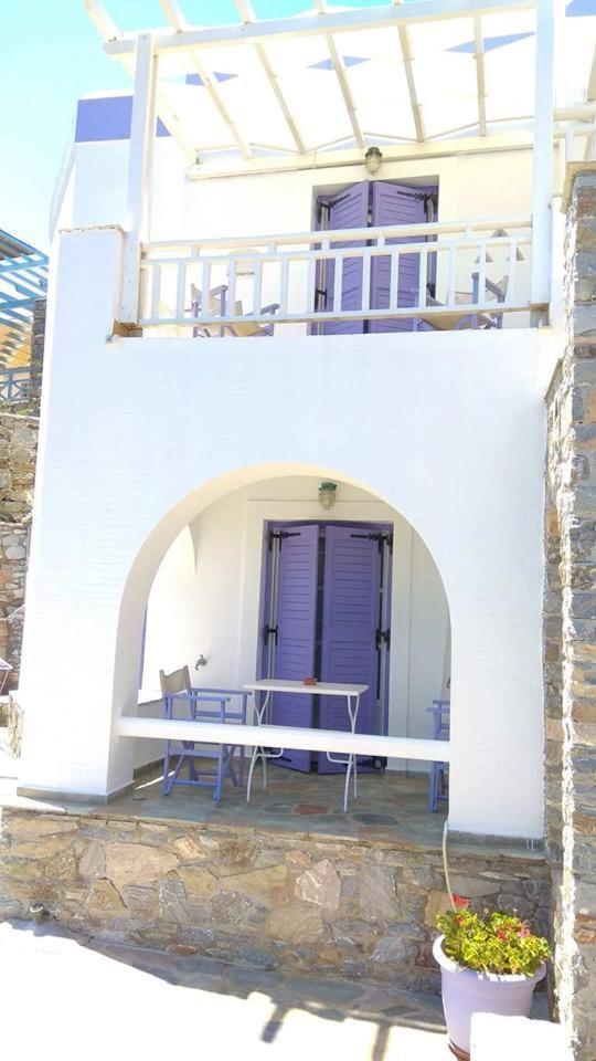 Ntafos Art Seaside * Megas Gialos - Nites