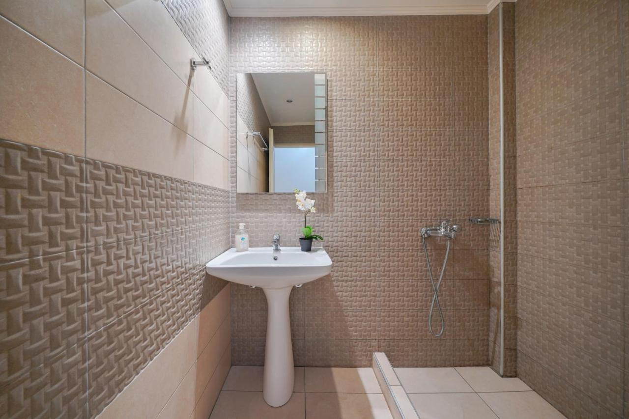 Albatros Apartment *