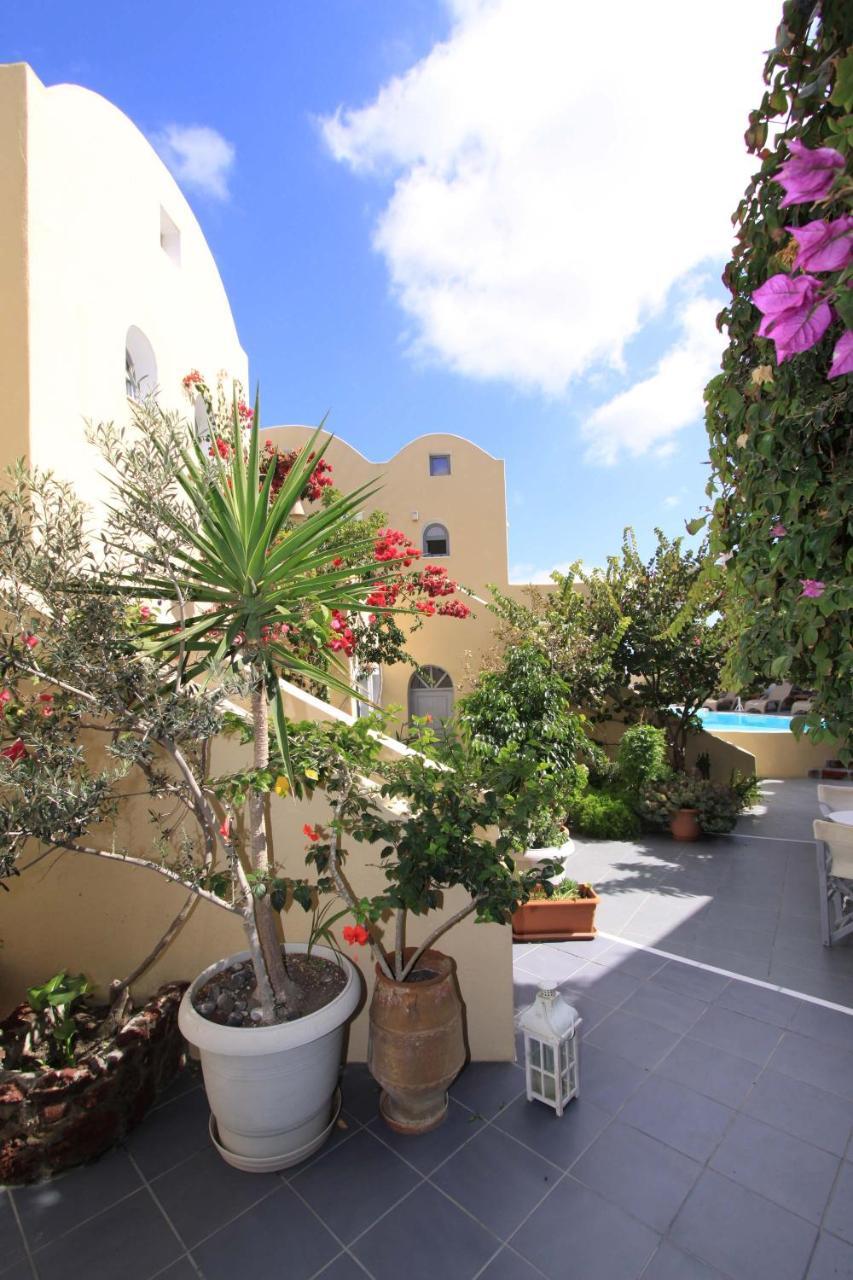 Ersi Aparthotel Fira (Santorini)