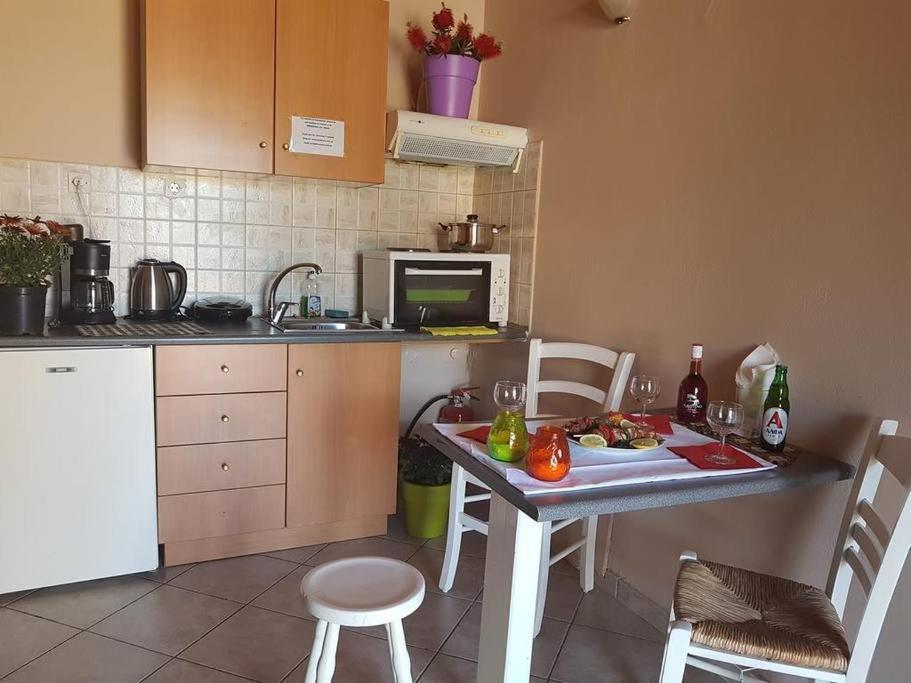 4 Seasons Suites Paradise On The Beach Holiday home