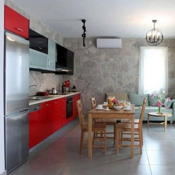 Milos Paradise Luxury Villa Agios Nikitas