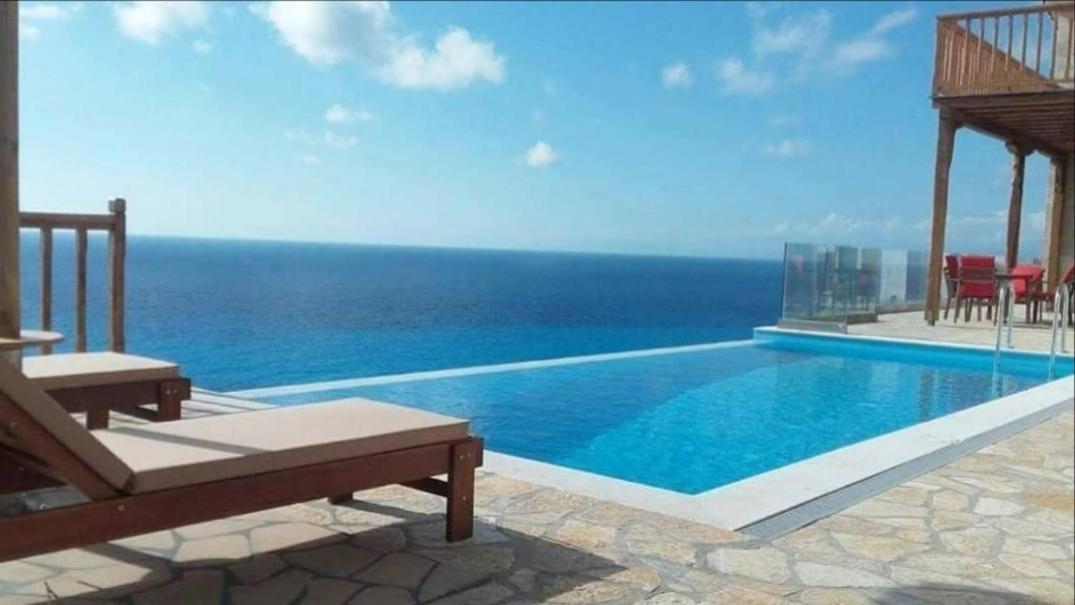 Milos Paradise Luxury * Agios Nikitas