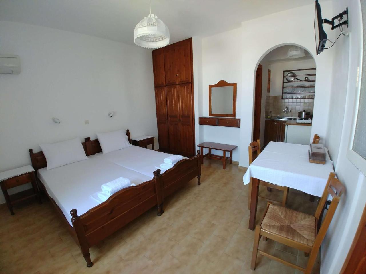 Casper's Apartment Piso Livadi