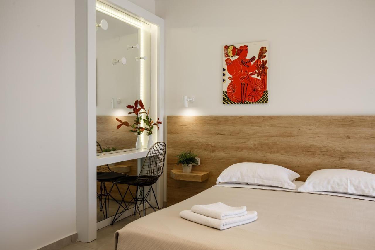 Marialena Hotel 2*