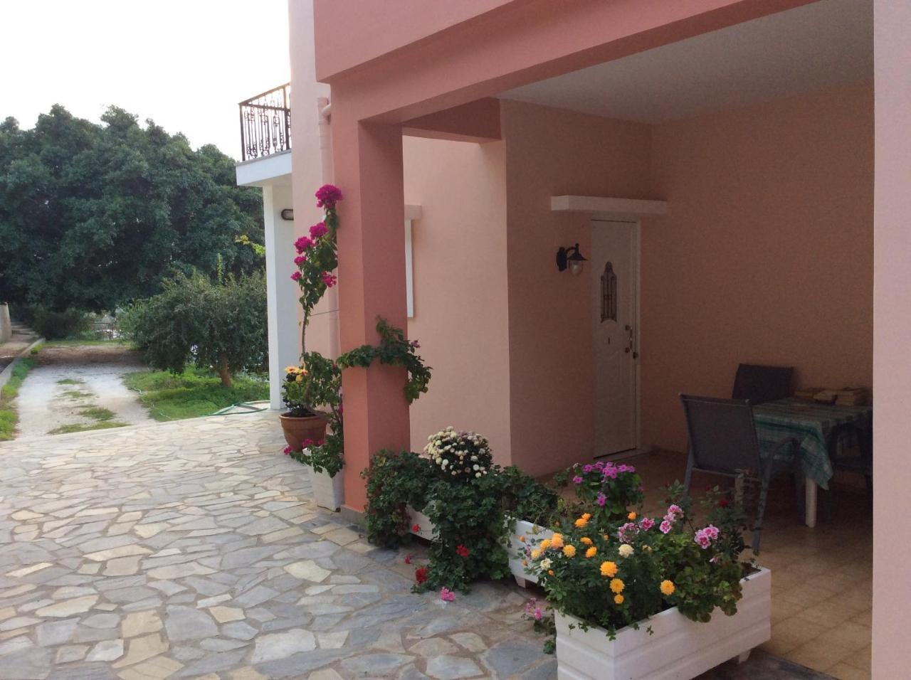 Isadora Apartment Almyrida (Crete)