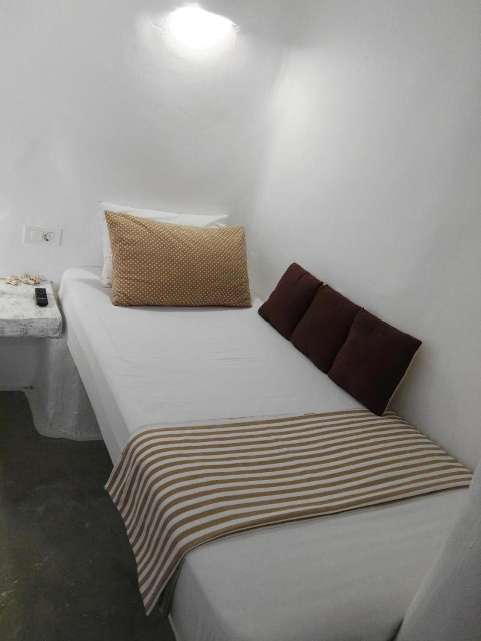 Alea Milos Guest house
