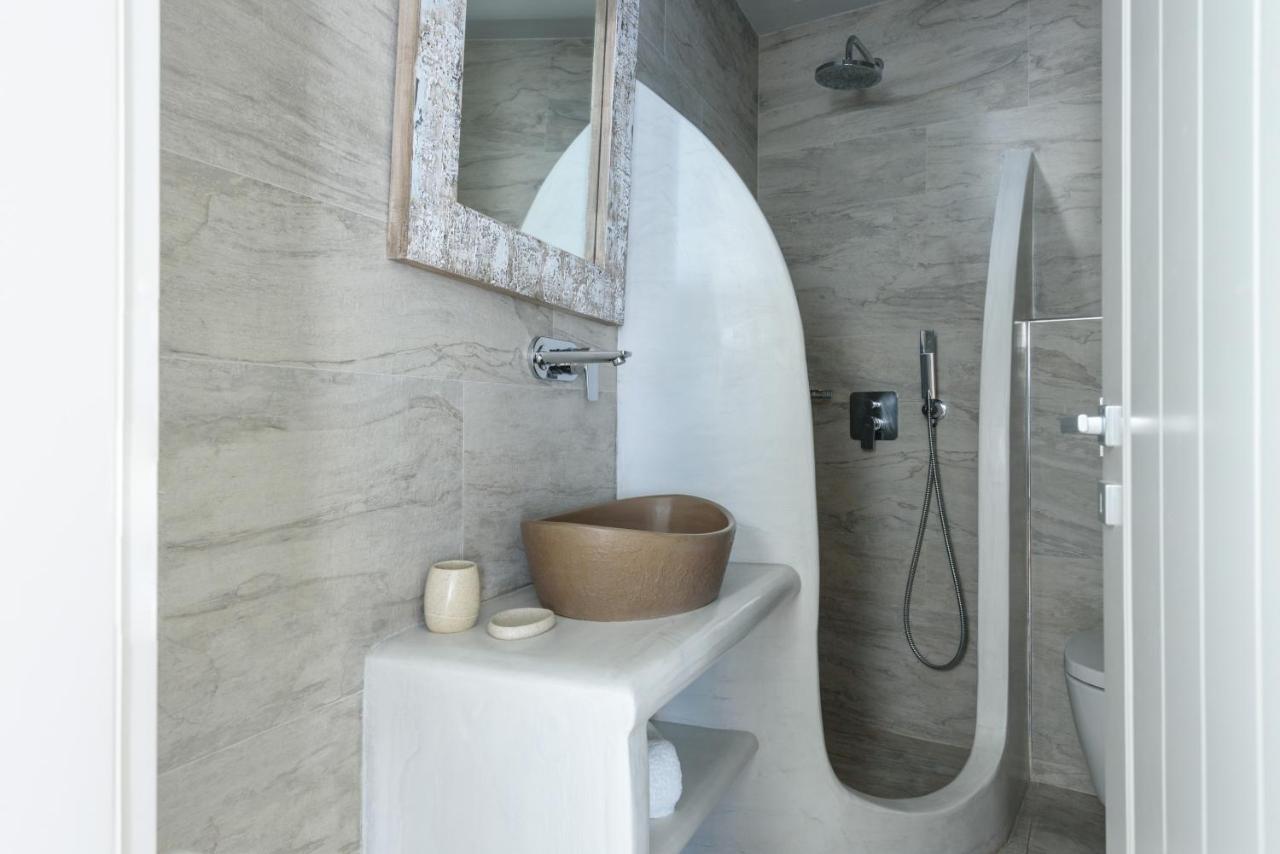 Ocean Bay * Kamari (Santorini)