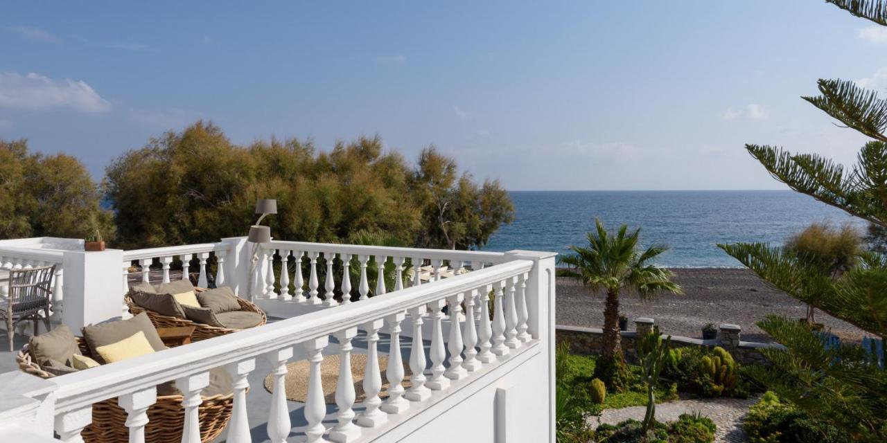 Ocean Bay * Kamari (Santorini)