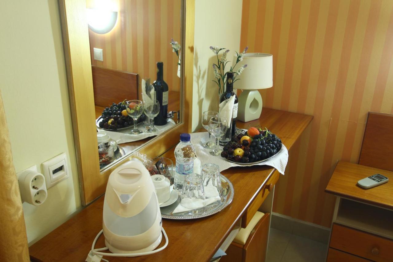 Mantas Hotel
