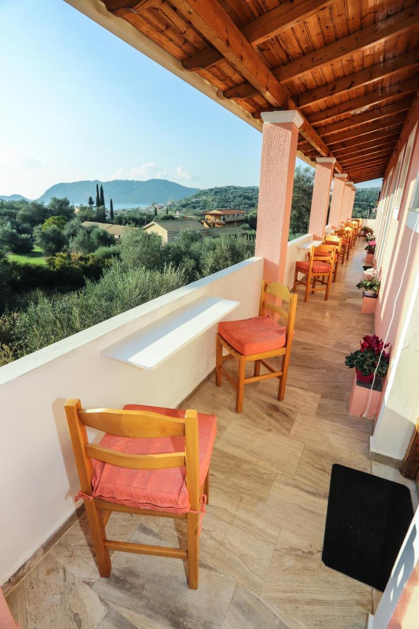 Marianna House Guest house *