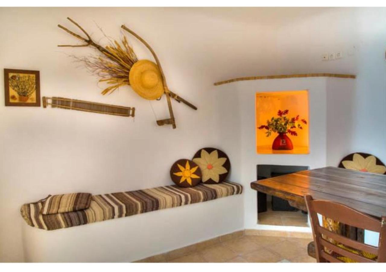 Apartment Stella's Katogi Adamas Milos Island