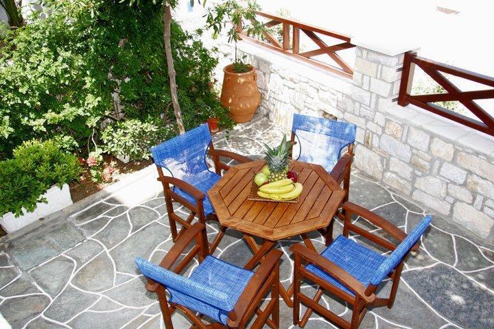 Anna Platanou Hotel *