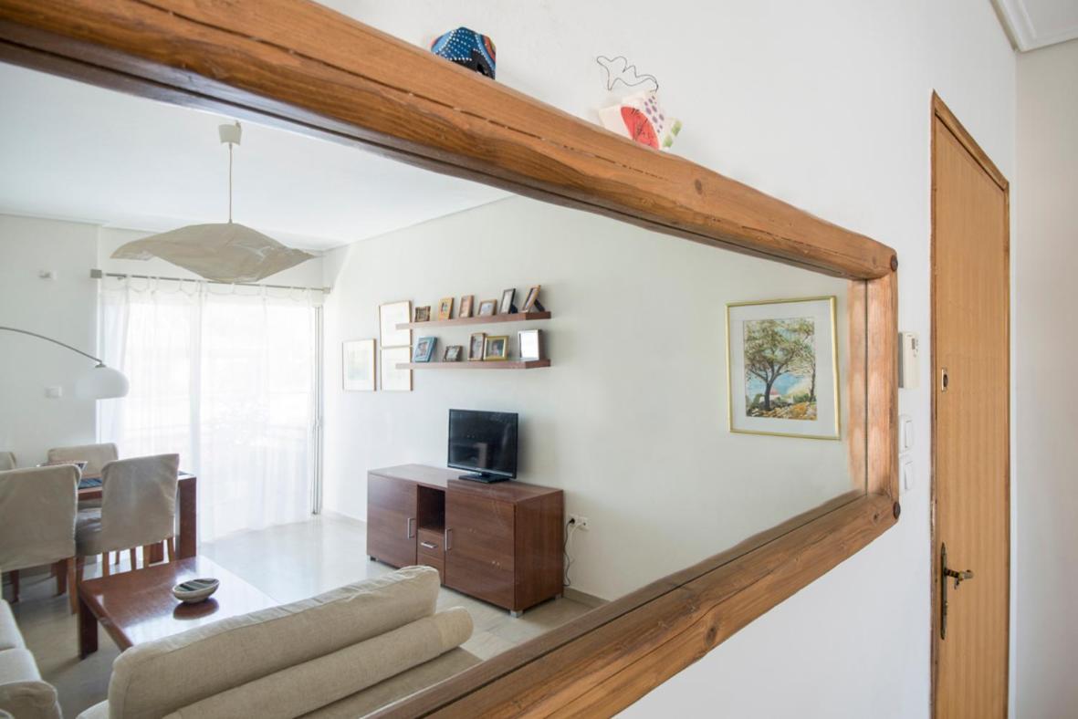 Varkiza Apartment *