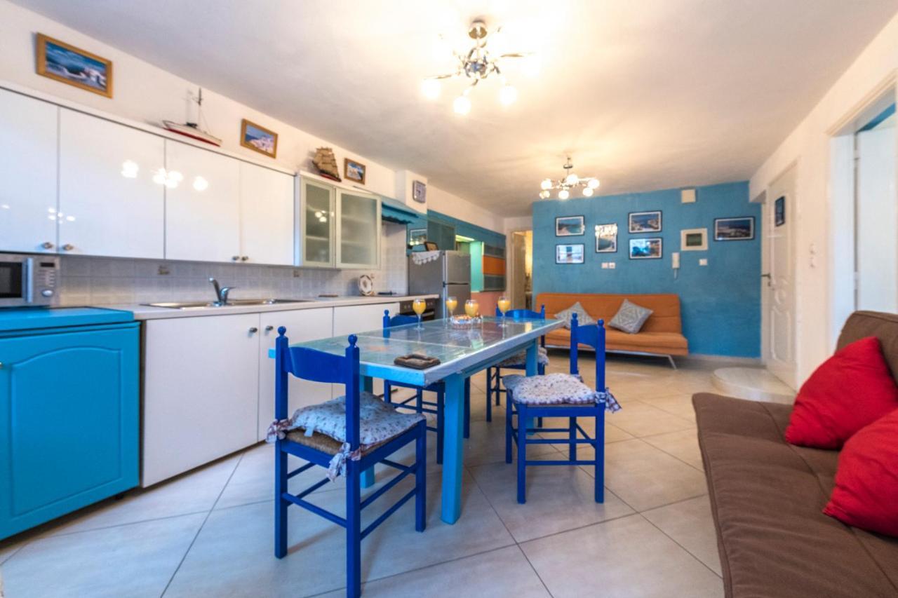 Bouganville αpartments Adamantas (Milos)