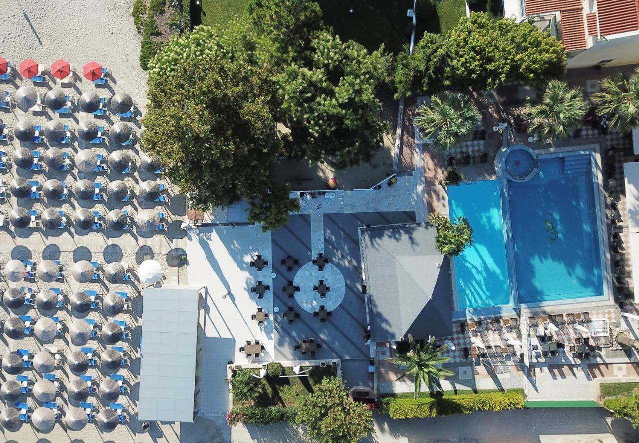 Aparthotel Naias Hanioti
