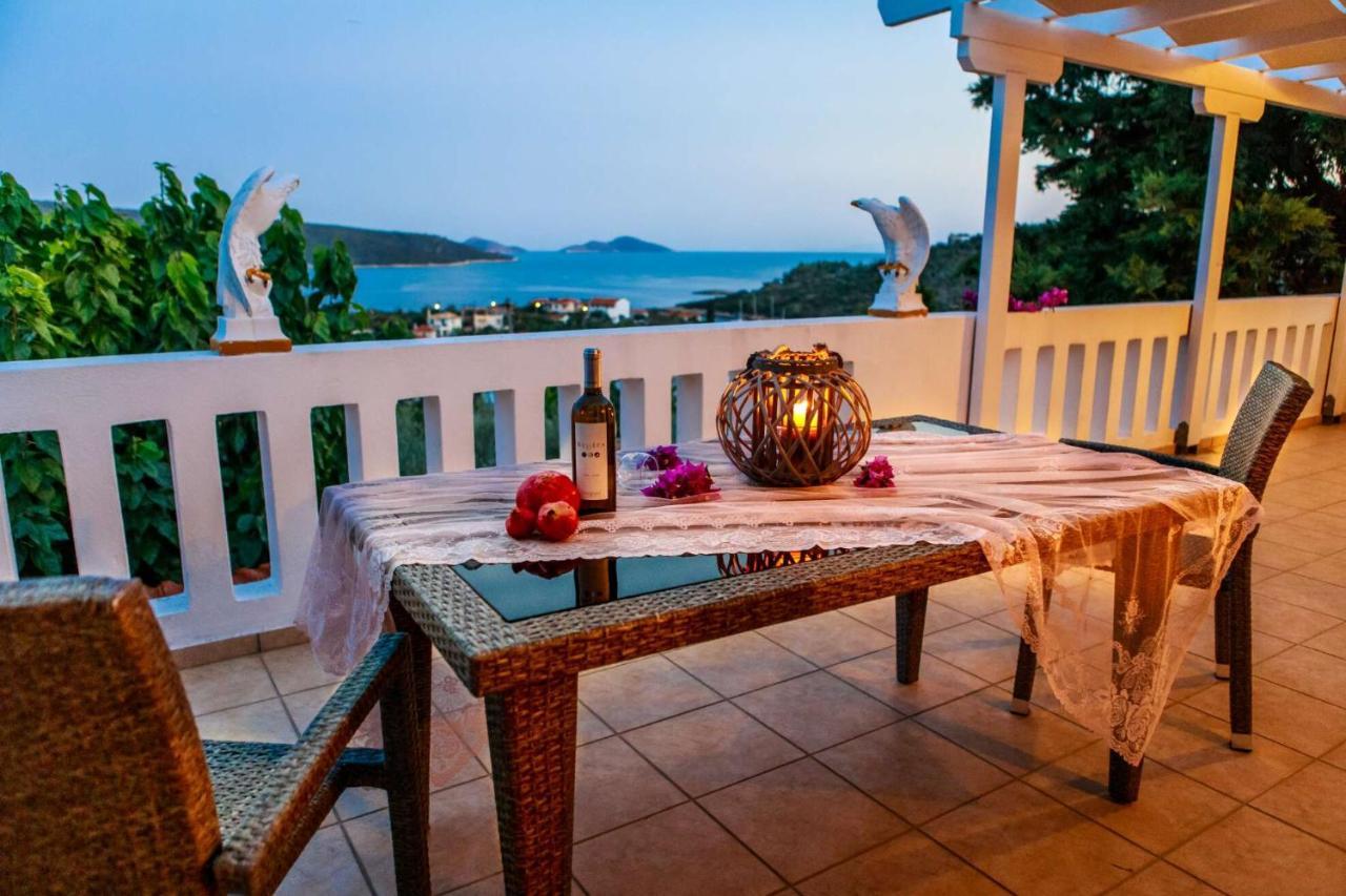 Anatoli Apartment