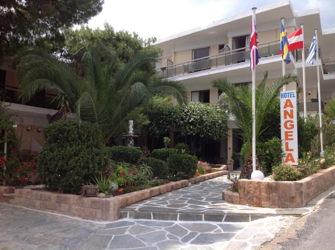 Hotel Angela 2*