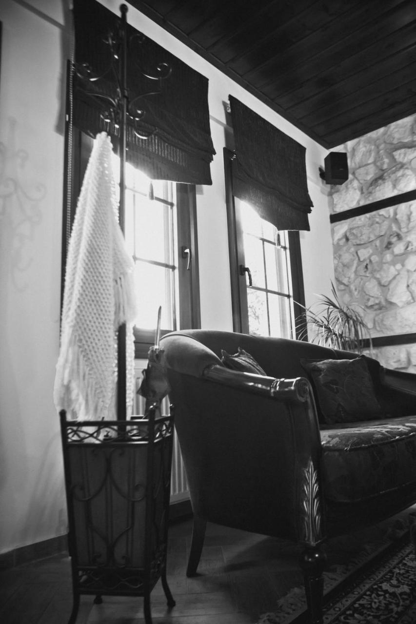 Archontiko Lydia Lithos Apartment