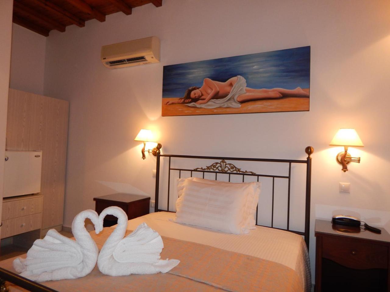 Bed & Breakfast Nisiotiko House In Tinos Near The