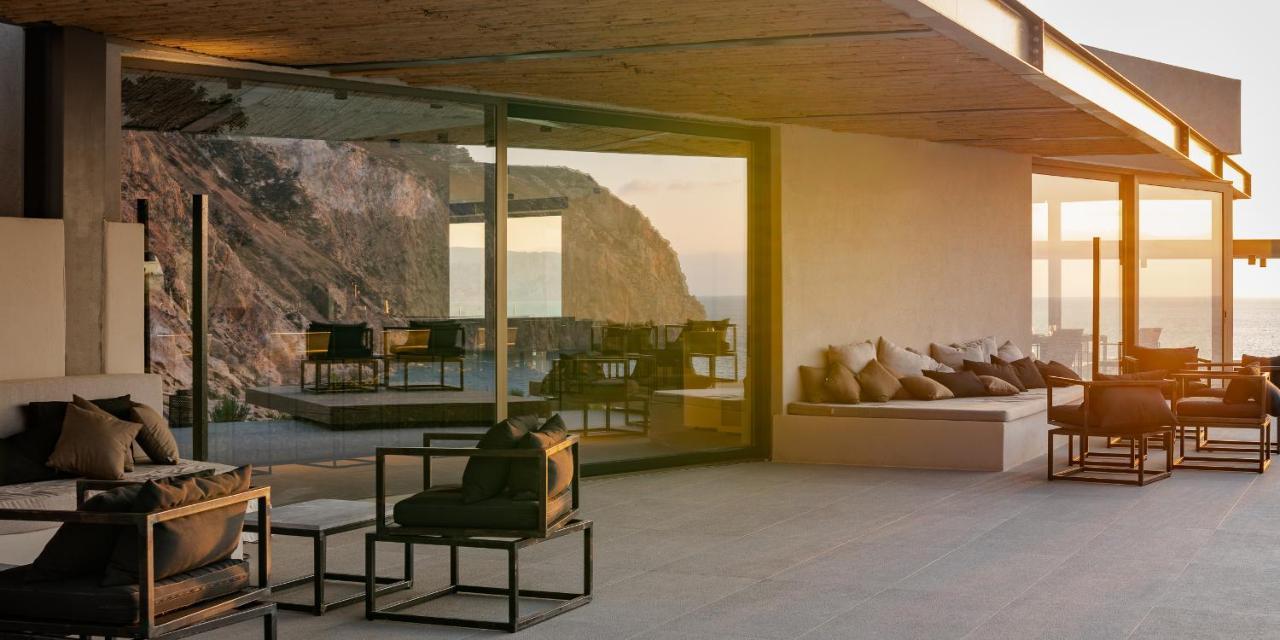 Milos Cove Hotel 5*
