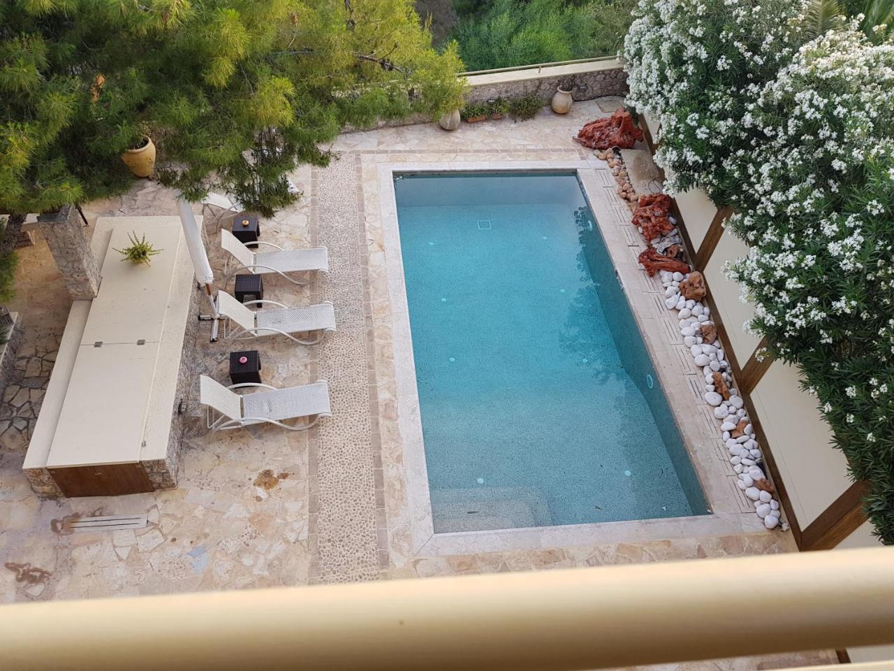 Pleiades Luxury 3*