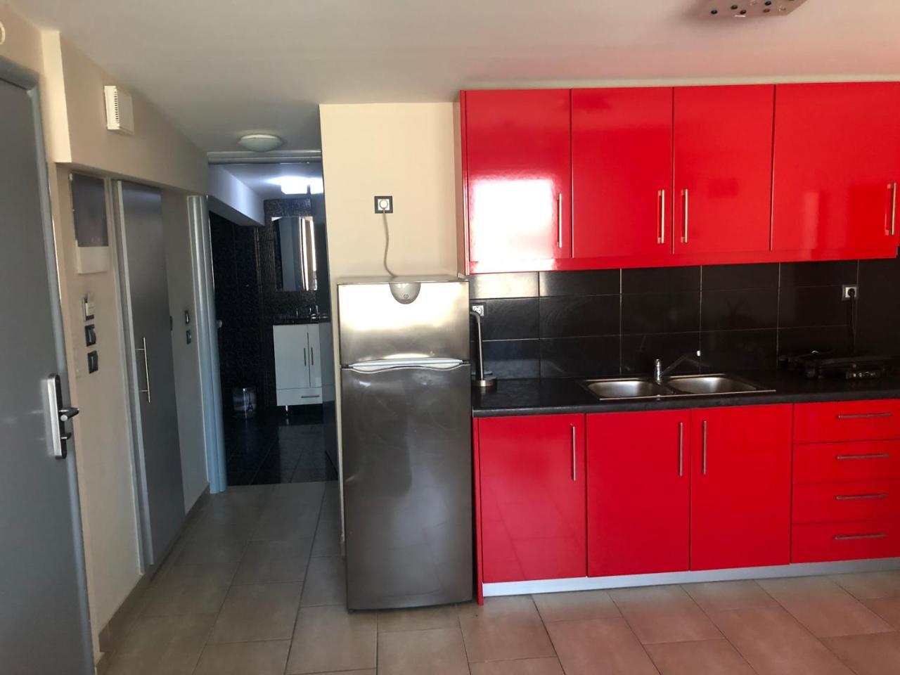 Roomotel.com Aparthotel 3*