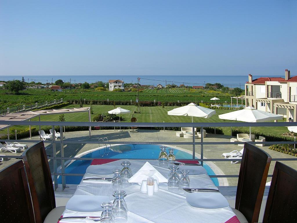 Aparthotel Antonios Village & Arkoudi