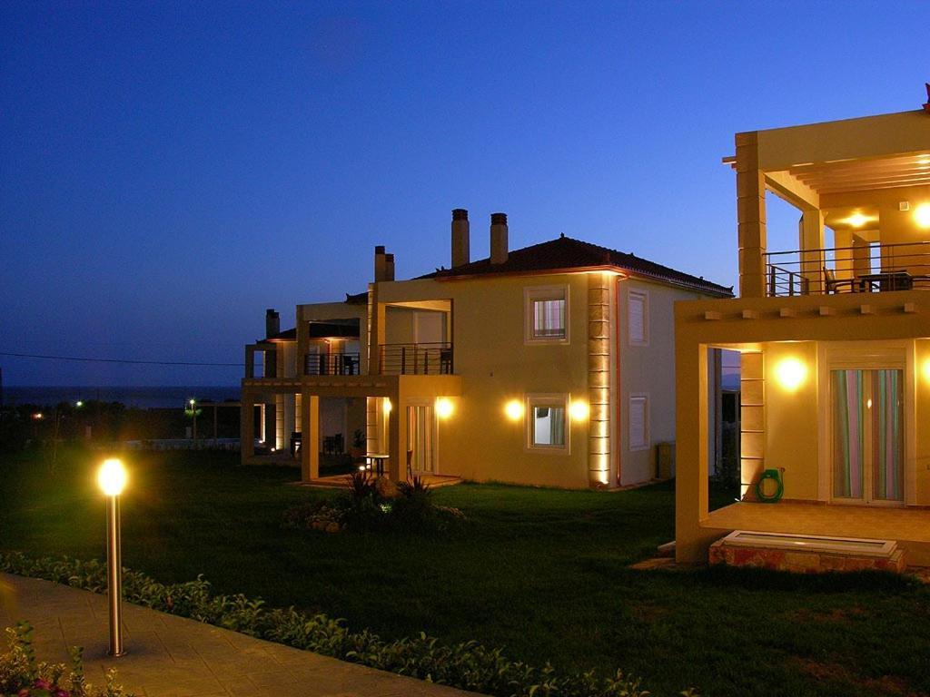 Antonios Village & 4* Arkoudi