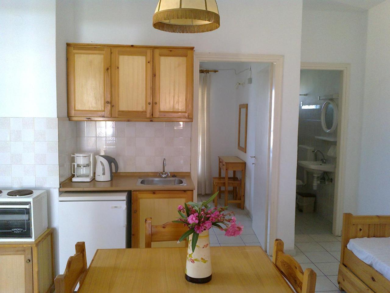 Aparthotel Front Salvanos 2*