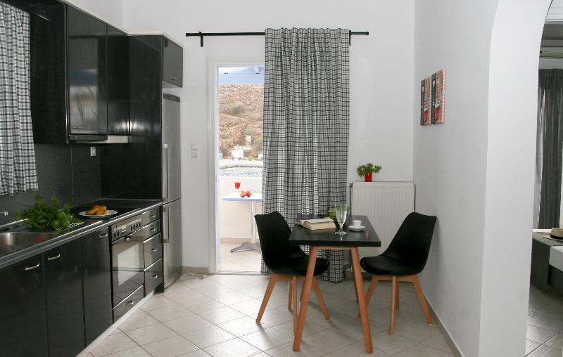 Vithos Apartment 5*