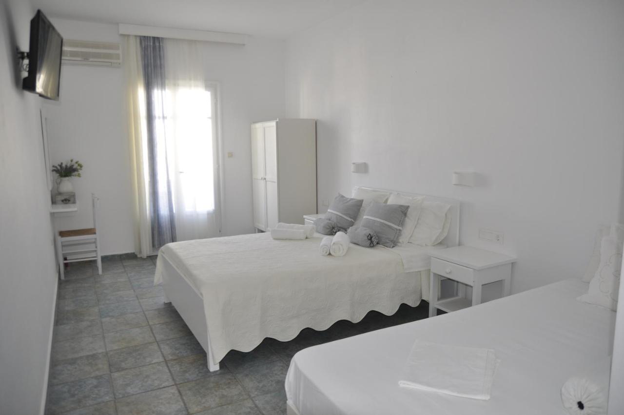 Vavanos Studios Naousa (Paros)