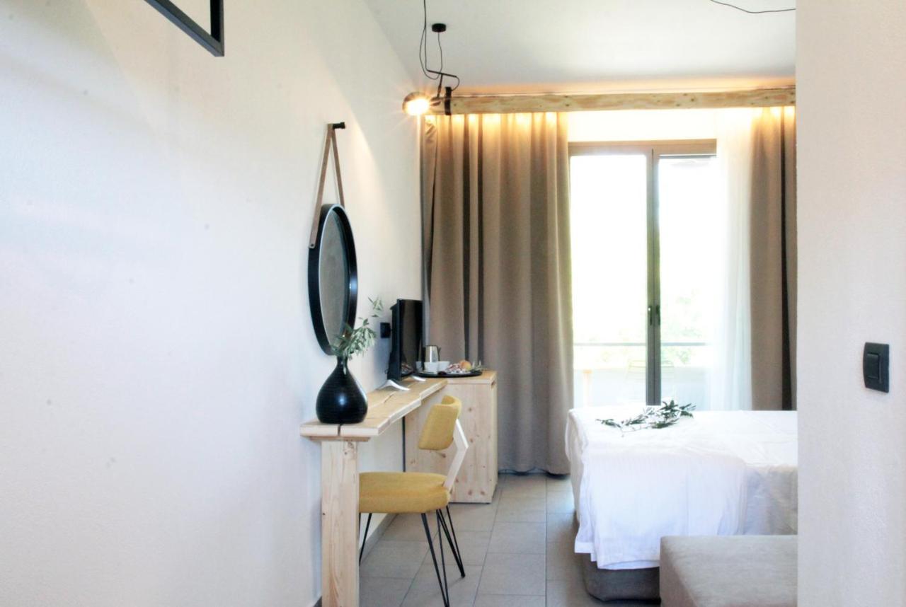 Filippos 3*