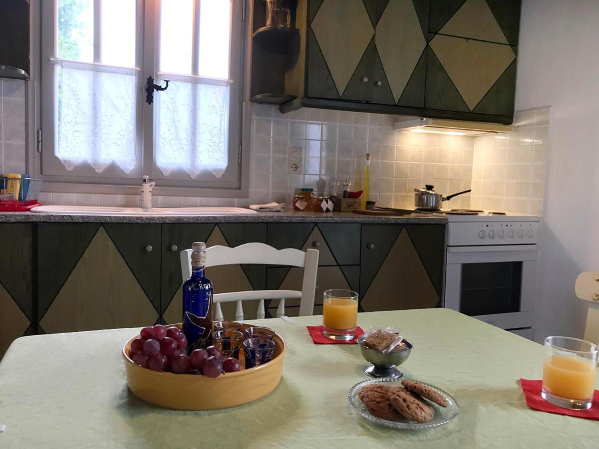 Arokaria Hideaway Aparthotel Krotiri