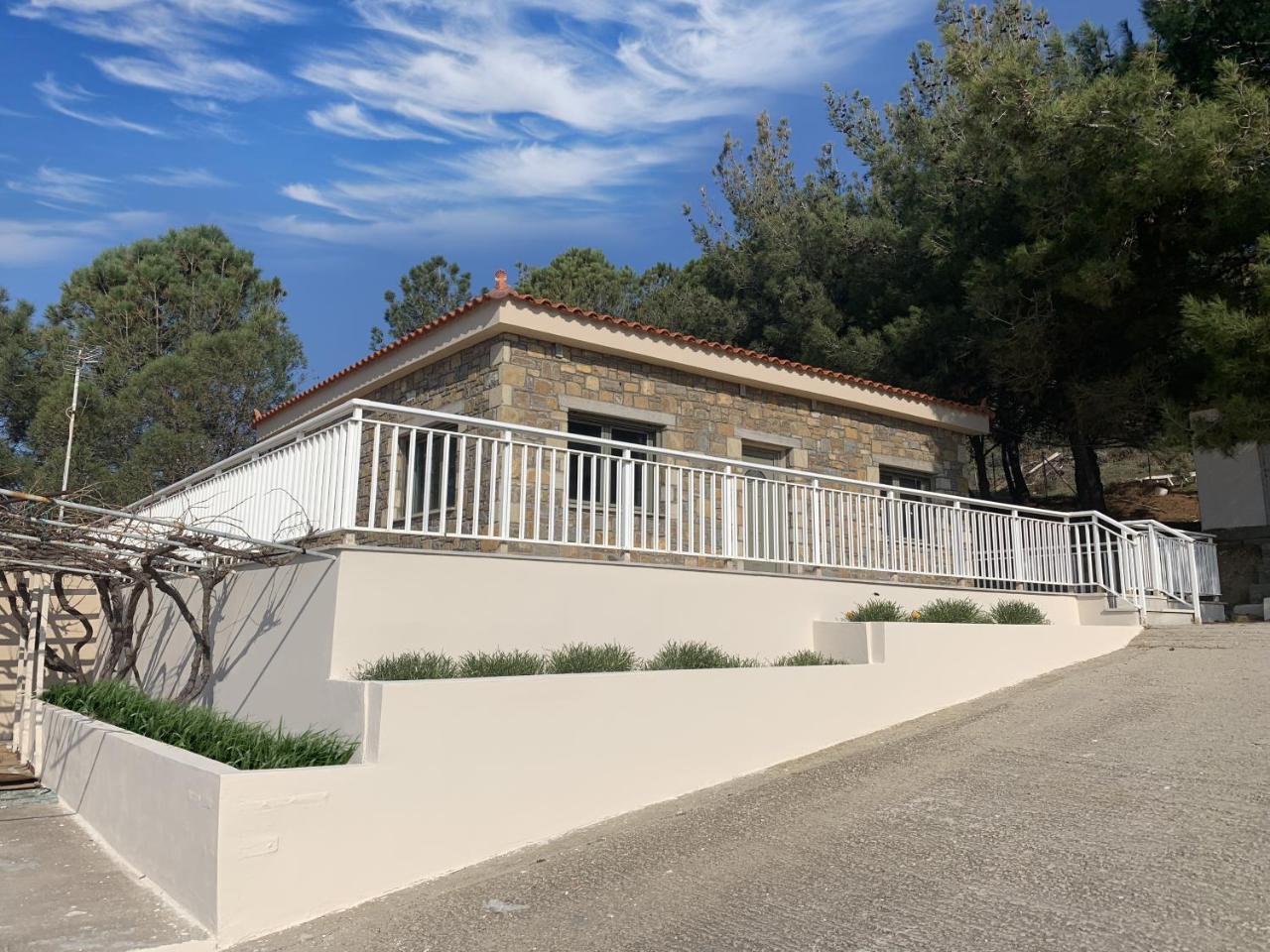 Aparthotel Iliovasilema