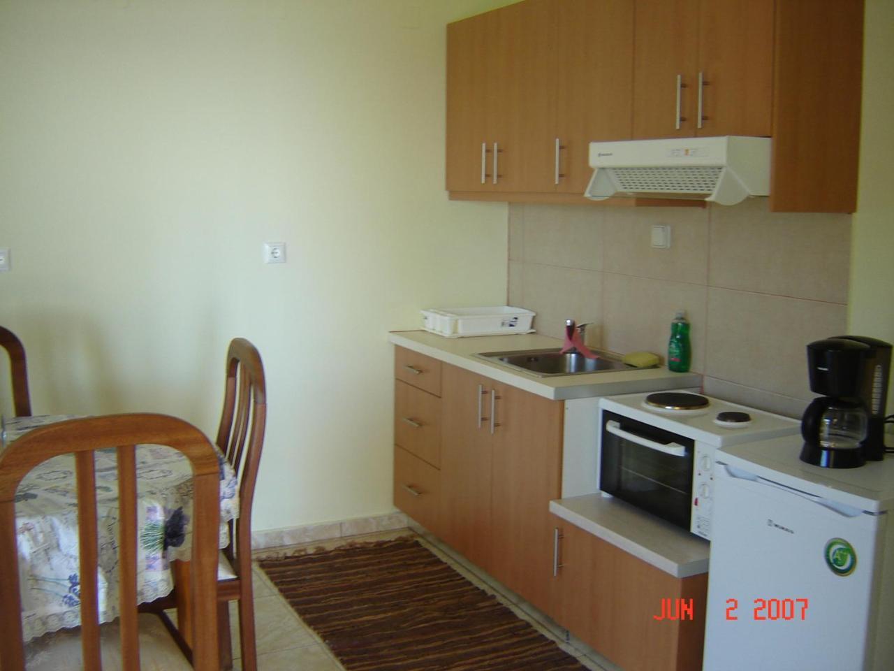 Kleio Apartment