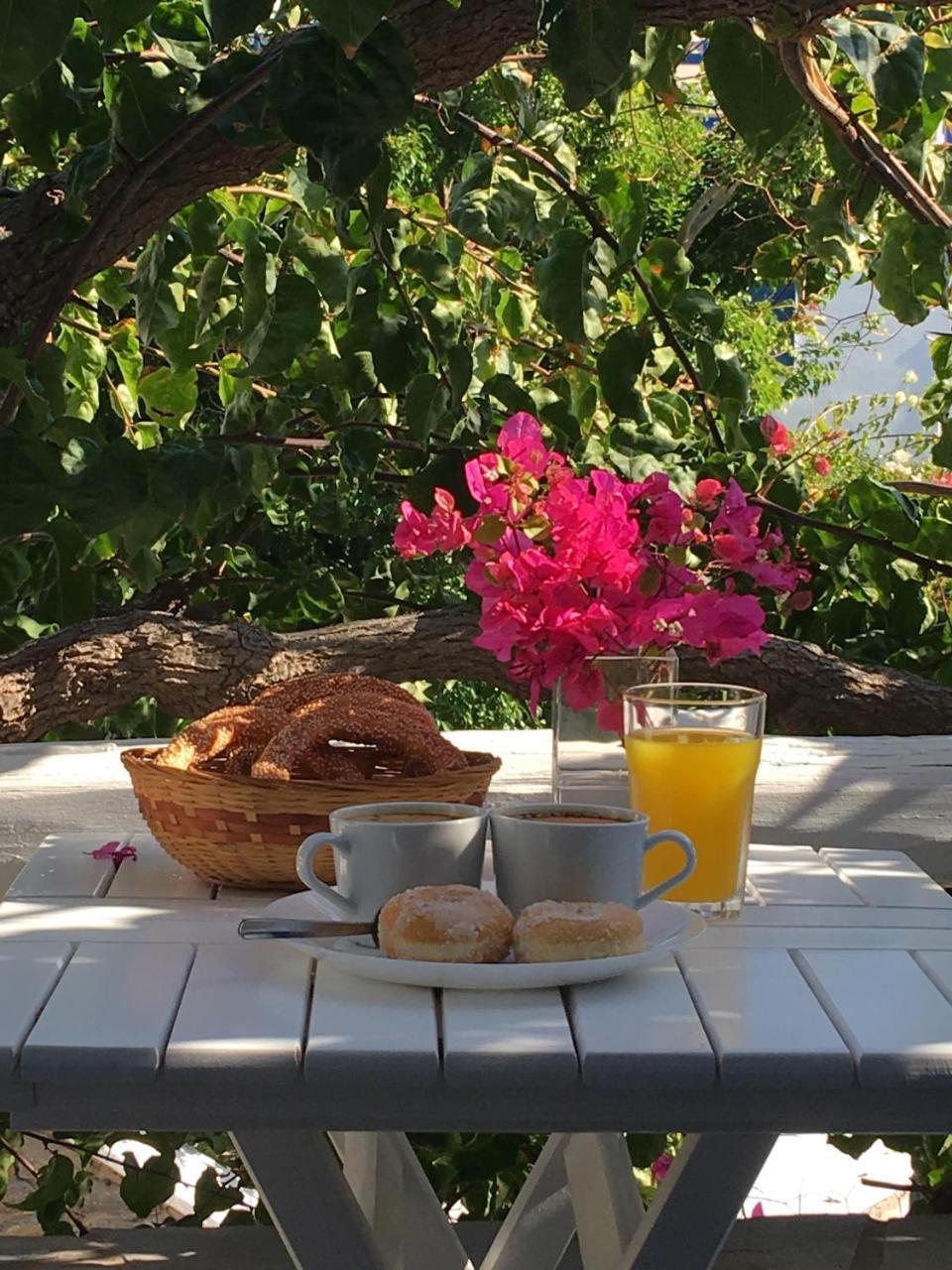 Stefano Naousa (Paros)