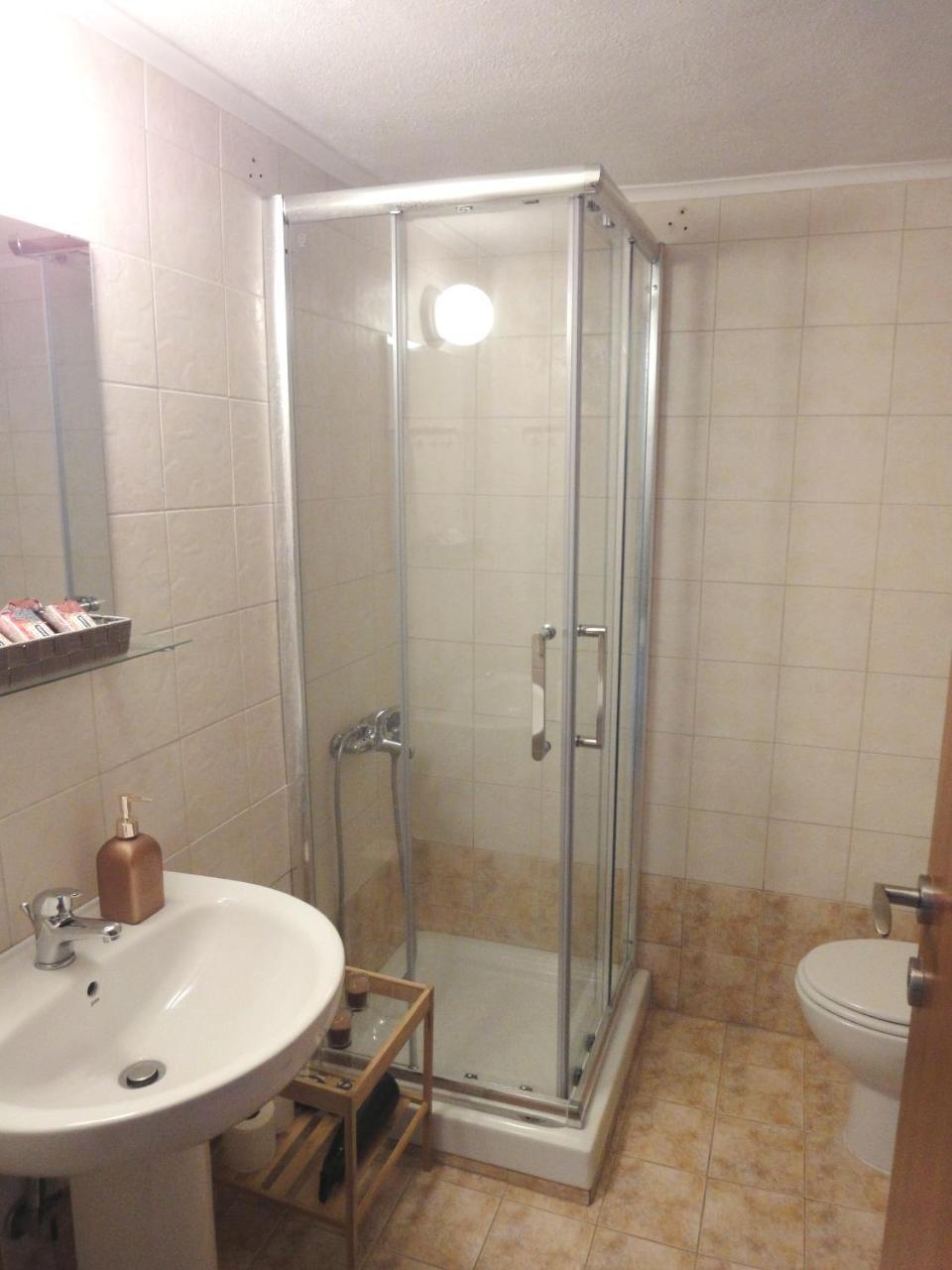 Apartment Nikos *