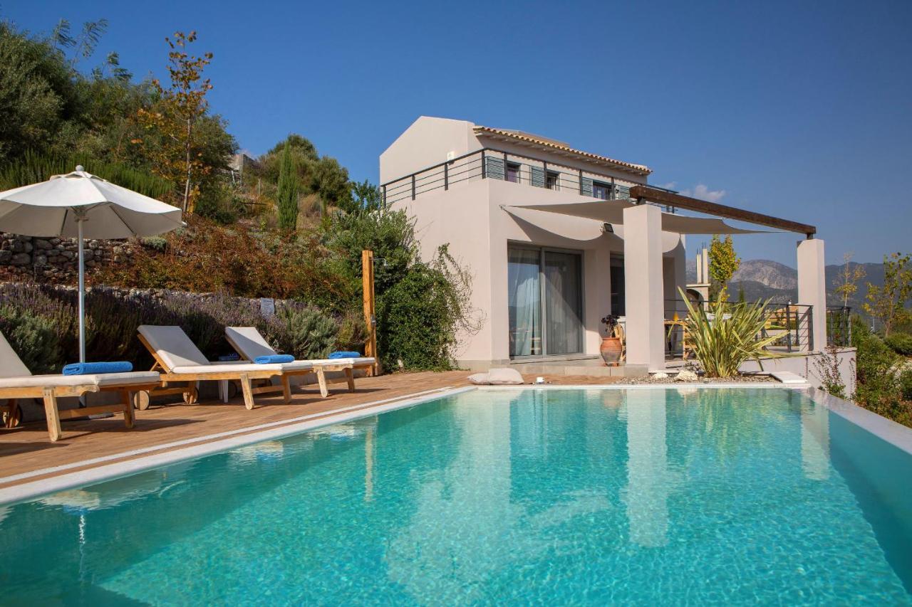 Villa Anemos Luxury *