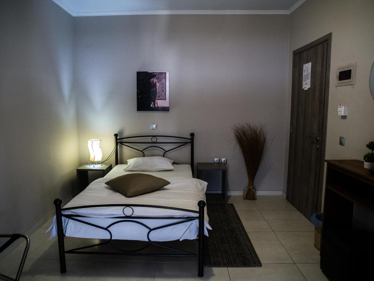 Aparthotel Gina'S Studios