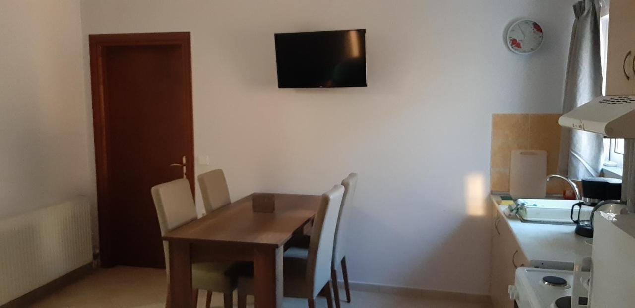 Olive Tree Apartment Parga