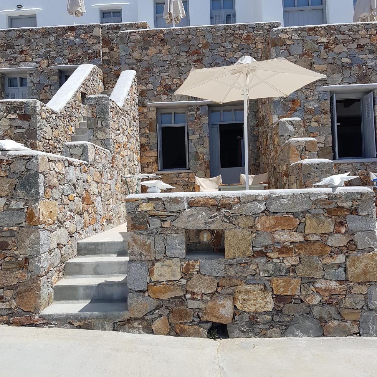 Asteroskoni Of Serifos *