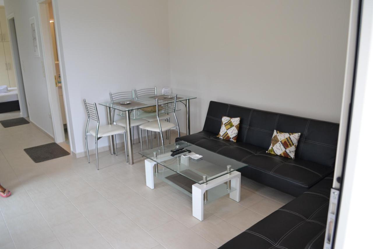 Apartment Av Agios Nikitas