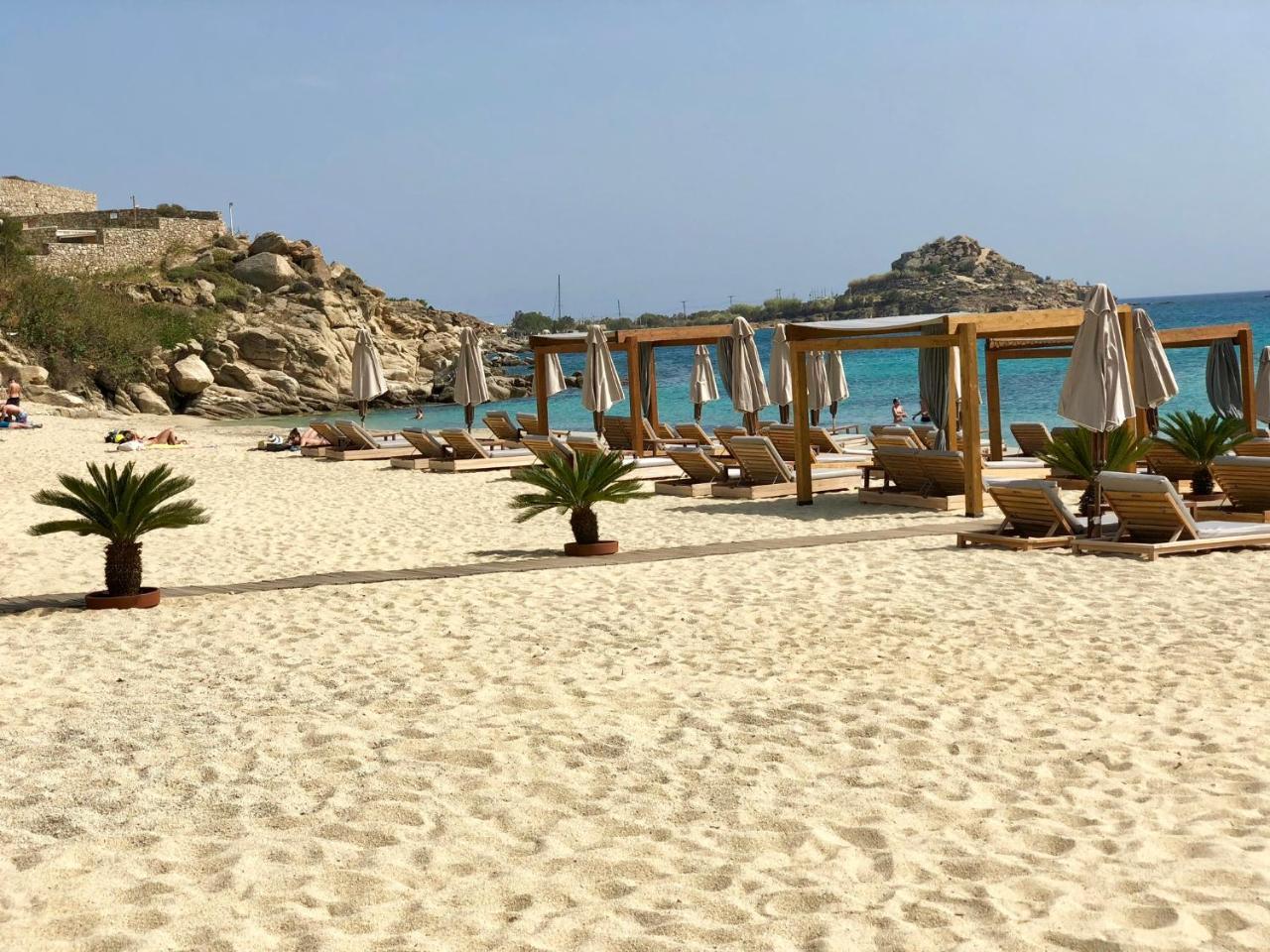 Mykonos Le Grand Bleu Beachfront Holiday home *