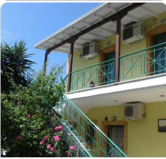 Aparthotel Lenia 2*